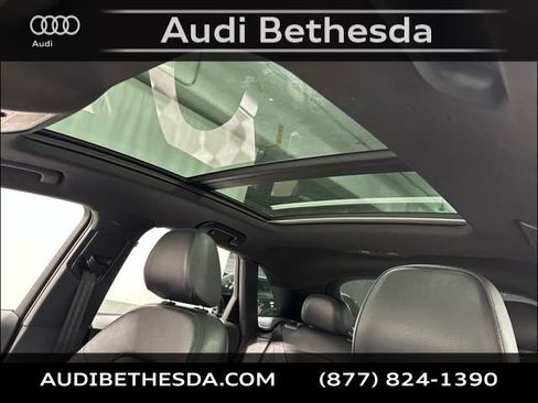 Used 2016 Audi Q3 2.0T Premium Plus w/ Technology Package AWD/4WD image 29