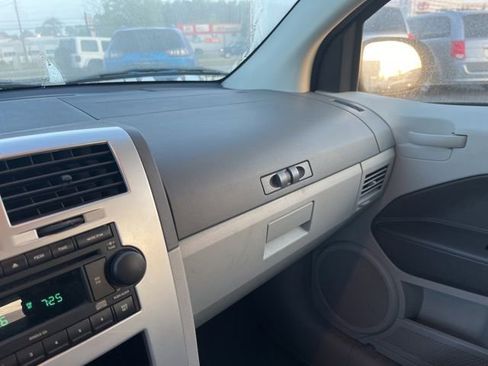 Used 2007 Dodge Caliber SXT image 25