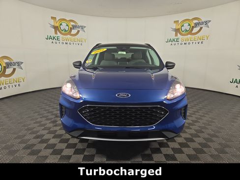 Used 2022 Ford Escape SE w/ Cold Weather Package image 3