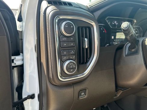 Used 2019 GMC Sierra 1500 SLT w/ SLT Premium Plus Package image 10