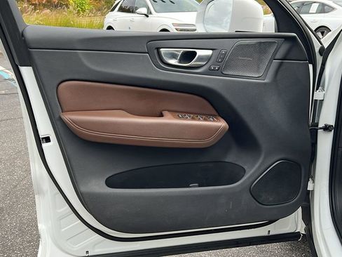 Used 2020 Volvo XC60 T6 Inscription w/ Protection Package Premier image 20