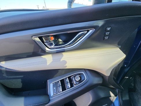 Used 2022 Subaru Ascent Limited w/ Technology Package image 15