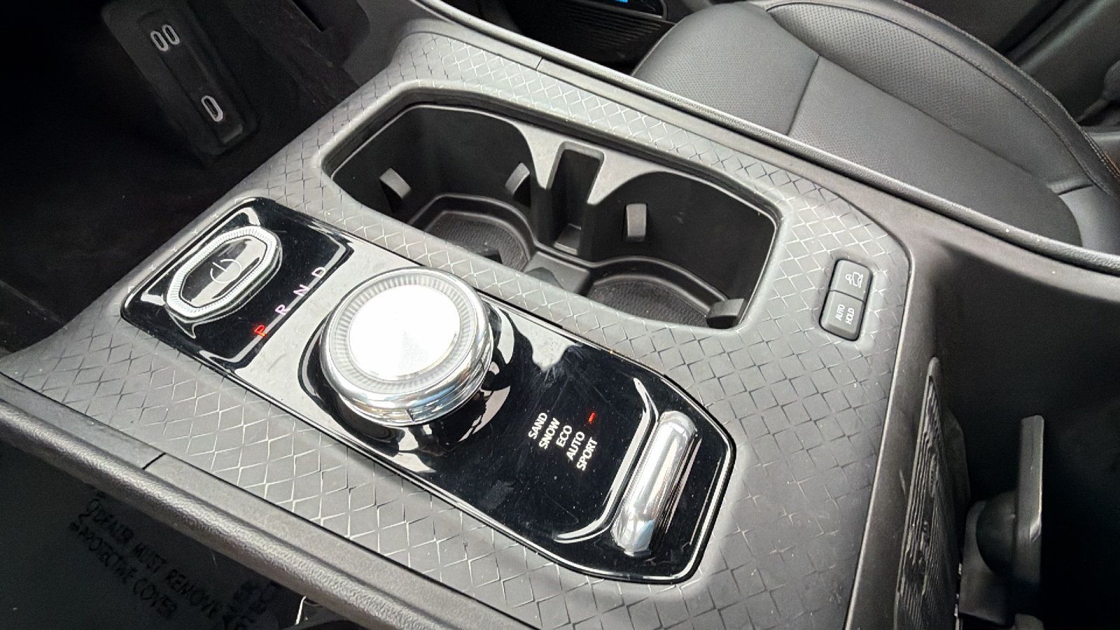 Used 2024 Jeep Wagoneer Launch Edition AWD/4WD image 30