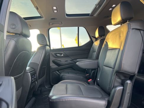Used 2021 Chevrolet Traverse Premier w/ Redline Edition image 25