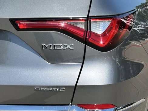 Used 2023 Acura MDX SH-AWD w/ Advance Package image 7
