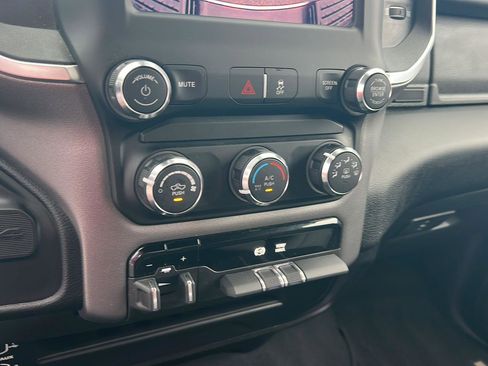 Used 2024 RAM 2500 Big Horn image 27