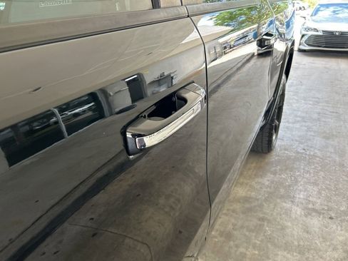 Used 2022 RAM 1500 Laramie image 16