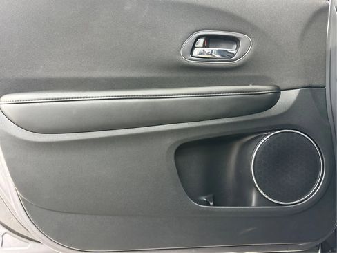 Used 2022 Honda HR-V EX image 26