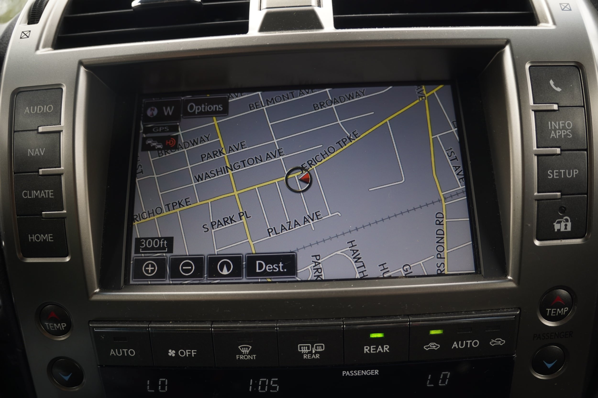 Used 2020 Lexus GX 460 Premium w/ Premium Package AWD/4WD image 21