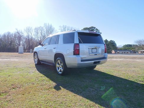 Used 2016 Chevrolet Tahoe LT image 6