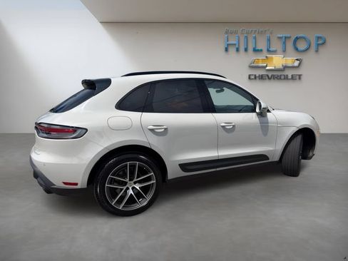 Used 2023 Porsche Macan AWD/4WD image 5
