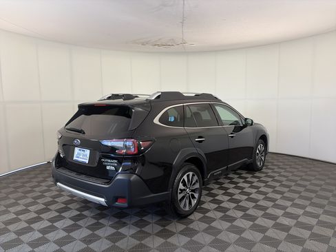 Used 2024 Subaru Outback Touring XT w/ Popular Package #2 image 5