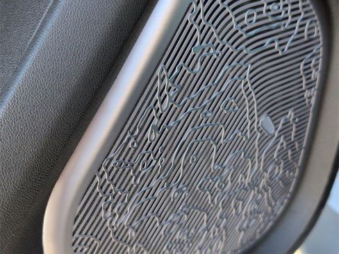 Certified 2025 GMC Hummer EV 3X image 23