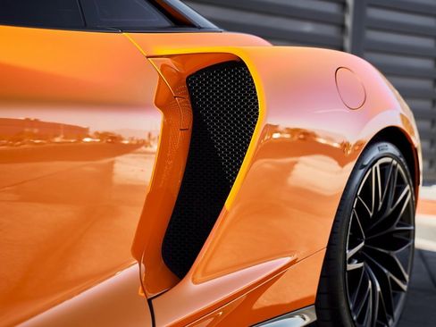 Used 2023 McLaren GT image 8
