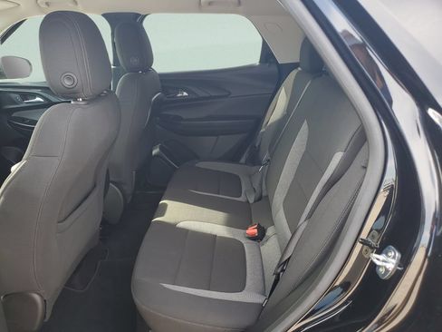 Used 2023 Chevrolet TrailBlazer LT FWD image 10