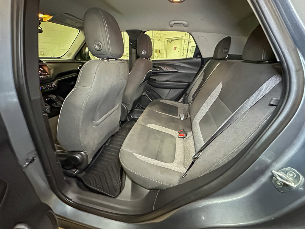Used 2021 Chevrolet TrailBlazer LS AWD/4WD image 20