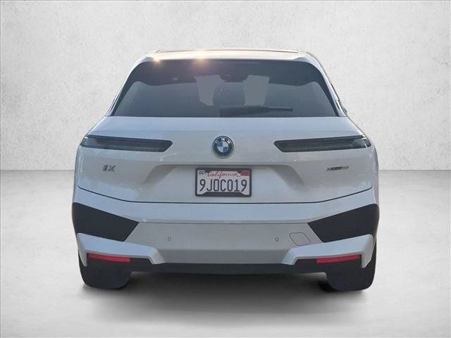 Certified 2024 BMW iX xDrive50 w/ Premium Package AWD/4WD image 7