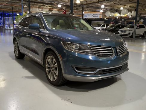Used 2016 Lincoln MKX Reserve w/ Technology Package AWD/4WD image 3