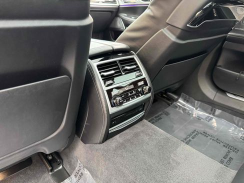 Used 2018 BMW ALPINA B7 xDrive image 46