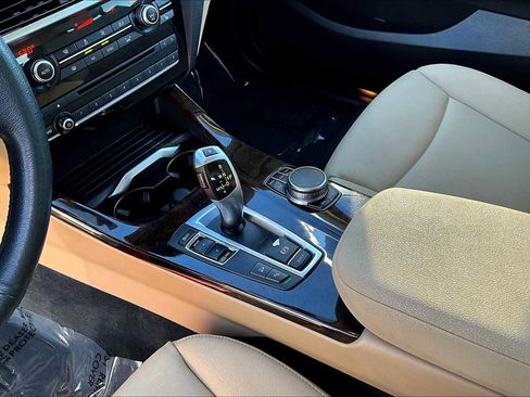 Used 2017 BMW X3 xDrive28i image 16