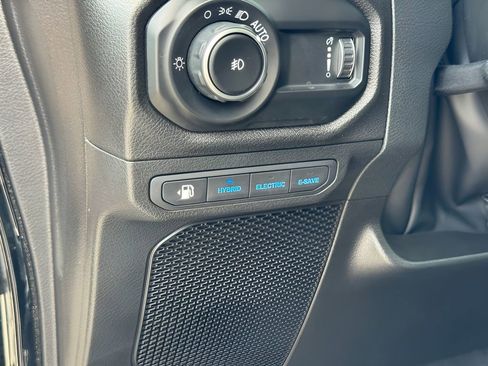 Used 2025 Jeep Wrangler Unlimited Sport S 4xe AWD/4WD image 13