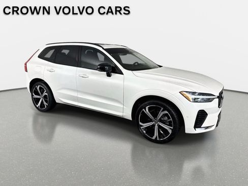 Used 2023 Volvo XC60 B6 Ultimate w/ Protection Package Premier AWD/4WD image 4