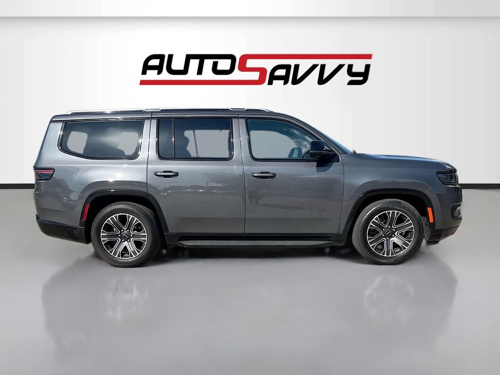 Used 2024 Jeep Wagoneer Series II w/ Convenience Group I AWD/4WD image 8