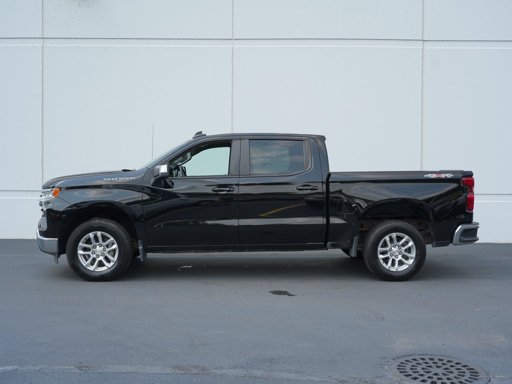 Certified 2024 Chevrolet Silverado 1500 LT AWD/4WD image 7