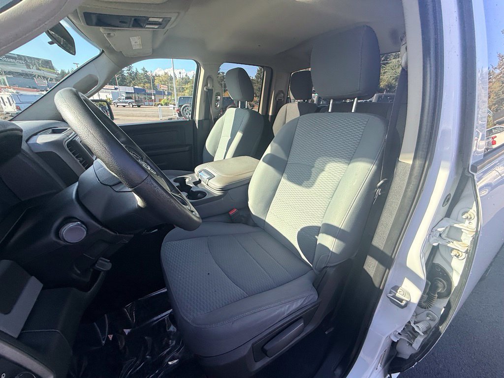 Used 2018 RAM 1500 Express w/ Express Value Package AWD/4WD image 16