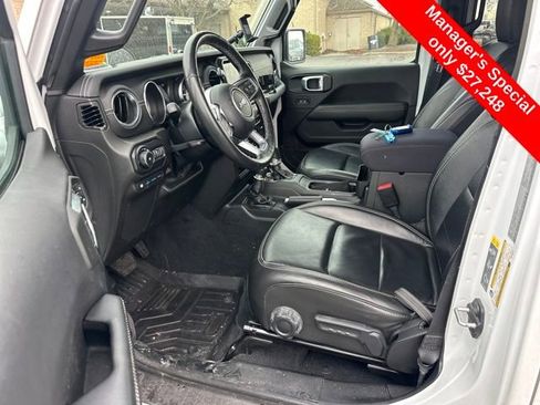 Used 2022 Jeep Wrangler Unlimited Sahara w/ Dual Top Group image 12