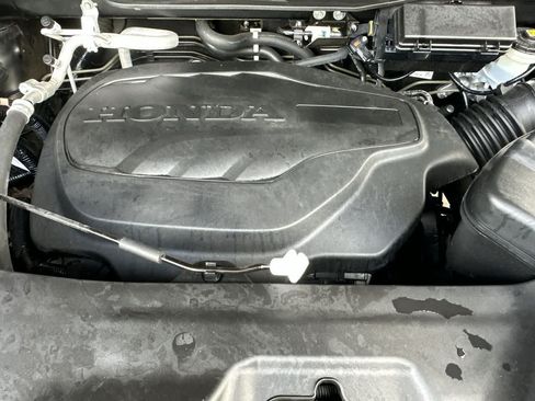 Used 2023 Honda Passport TrailSport image 12