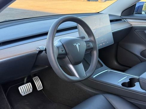 Used 2023 Tesla Model 3 Performance image 5