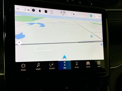 Used 2023 Jeep Grand Cherokee Limited image 13