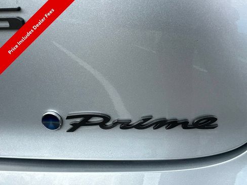 Used 2023 Toyota Prius Prime FWD image 9