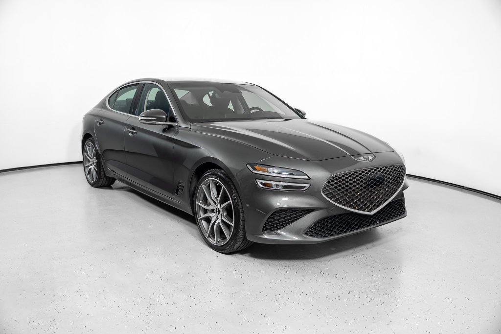 Used 2026 Genesis G70 2.5T RWD image 2