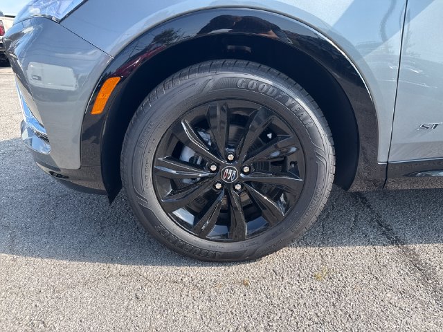 New 2026 Buick Envista Sport Touring w/ Convenience I Package FWD image 10