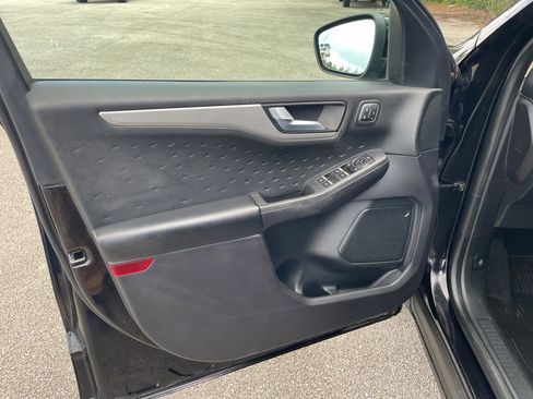 Used 2020 Ford Escape SEL FWD image 8