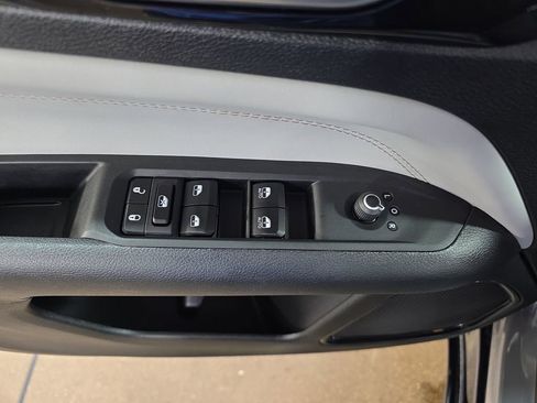 Used 2023 Jeep Compass Limited w/ Elite Group AWD/4WD image 28