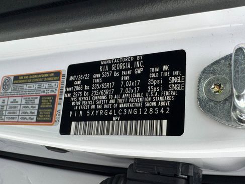 Used 2022 Kia Sorento LX image 40