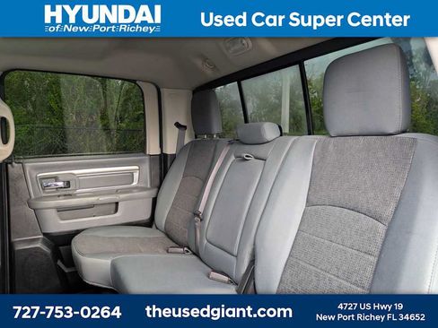 Used 2019 RAM 1500 Big Horn RWD image 16
