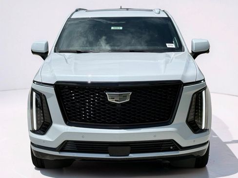 New 2026 Cadillac Escalade ESV Platinum Sport w/ LPO, ONYX Package AWD/4WD image 9