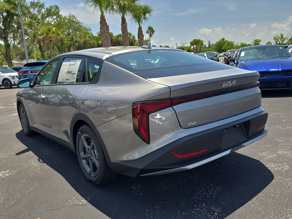 New 2026 Kia K4 FWD image 6