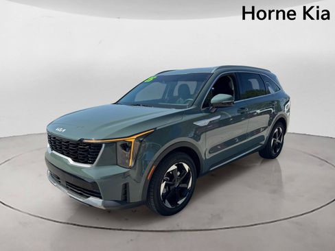 Certified 2025 Kia Sorento EX AWD/4WD image 7