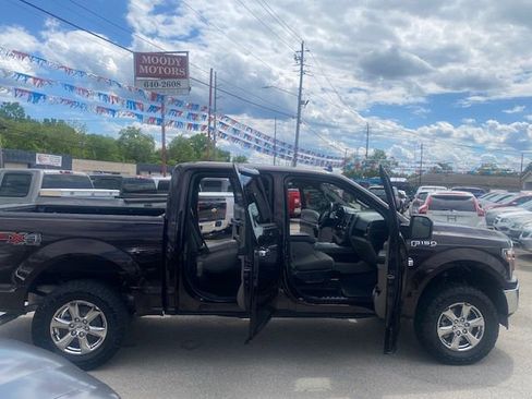 Used 2019 Ford F150 XLT w/ Equipment Group 302A Luxury image 9