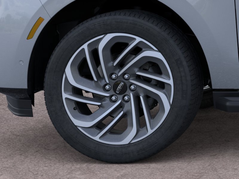 New 2026 Lincoln Navigator Premiere AWD/4WD image 19