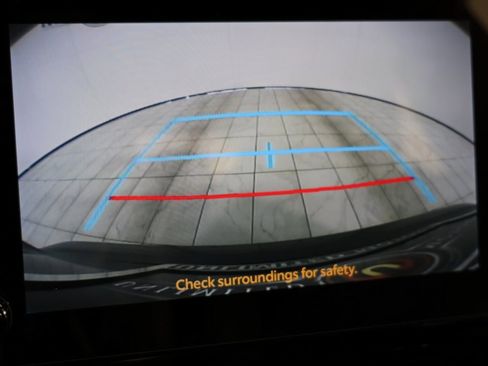 Used 2024 Toyota Corolla SE image 6