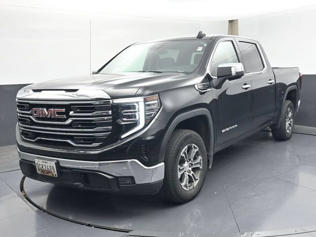 Used 2025 GMC Sierra 1500 SLT AWD/4WD image 1