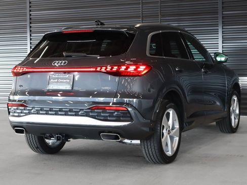 Certified 2025 Audi Q5 Premium Plus w/ Premium Plus image 19