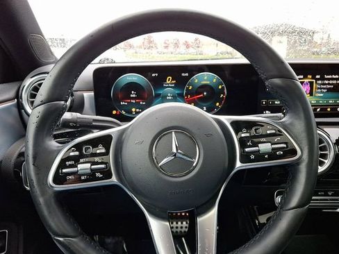 Used 2022 Mercedes-Benz A 220 4MATIC image 23