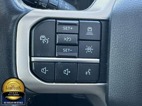 Used 2023 Ford Expedition Limited image 10